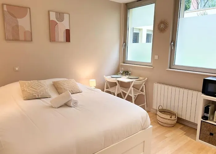 Vieux-lille - 2 Personnes Apartment